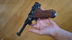 Pištolj Luger P08