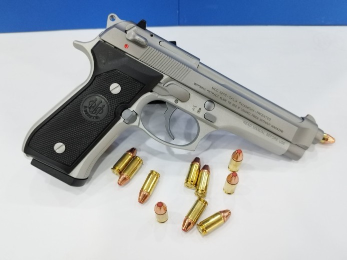 Pištolj Beretta 92 GP INOX