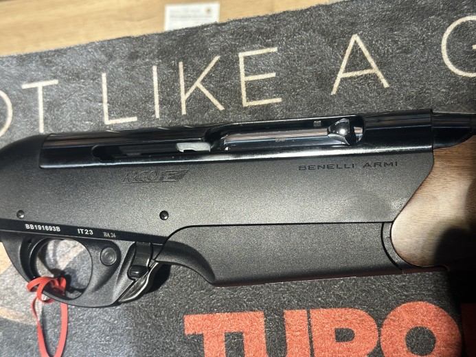 LOVAČKI KARABIN BENELLI ARGO-E BASE  CAL.30-06 , 308 WIN WOOD