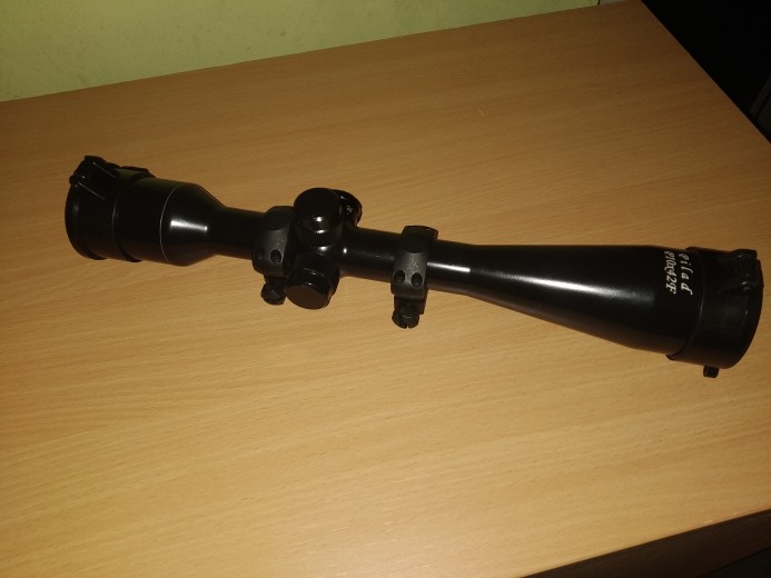 Optika ruska VOMZ 10x42F