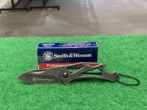 NOŽ S&W STONEWASH KEYCHAIN 1100064