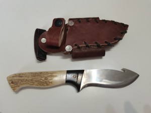 Lovački nož - derač - ručni rad