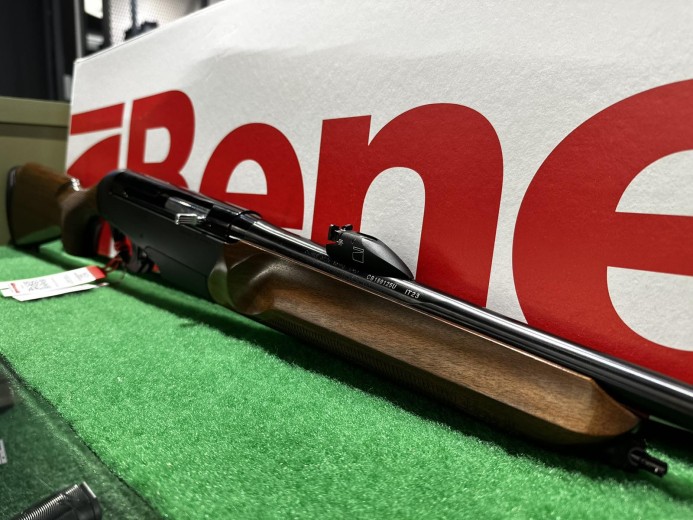 Lovački karabin Benelli ARGO-E WOOD 30-06