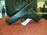 Pistolj GLOCK 48