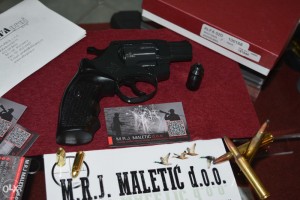 Pistolj plinski ALFA 020 9 mm (startni,plasljivac)