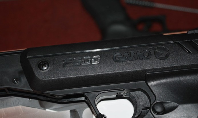 Vazdusni pistolj GAMO P-900 Cal. 4,5mm
