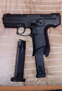 Startni pištolj Zoraki 925