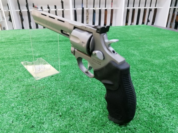 REVOLVER TAURUS 970 TRACKER CAL. 22LR