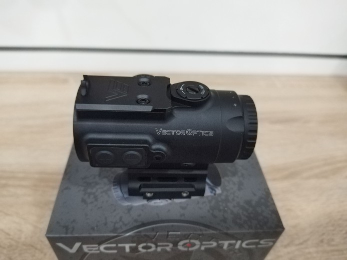 Reddot Paragon 4X 24 Micro Prism Scope