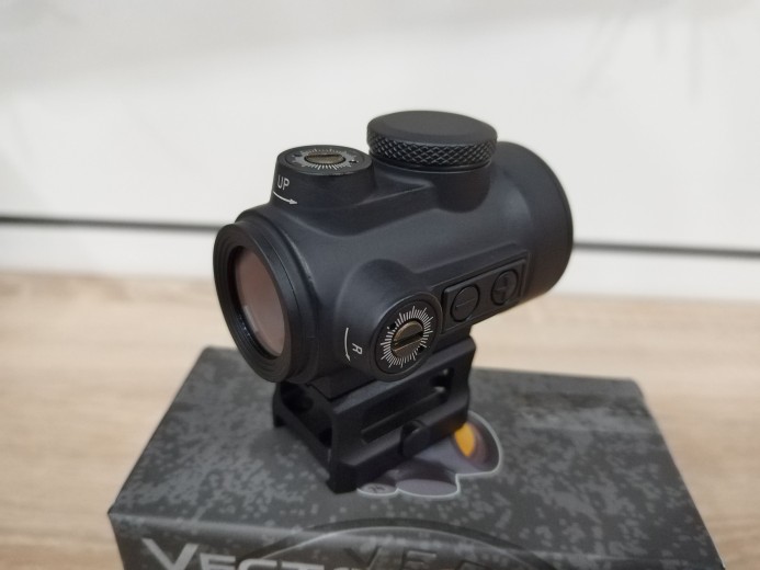 Red dot nišan CENTURION  1X30